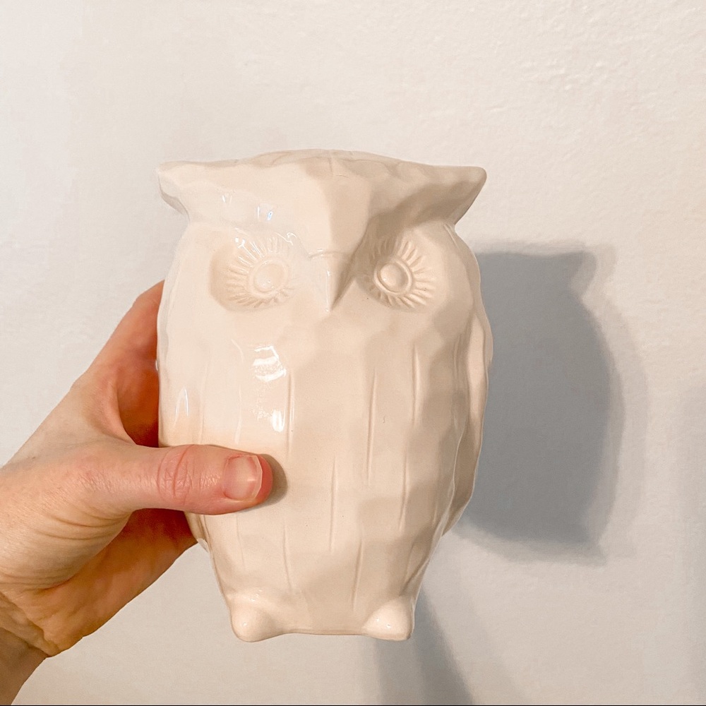 White Ceramic Owl Decoration